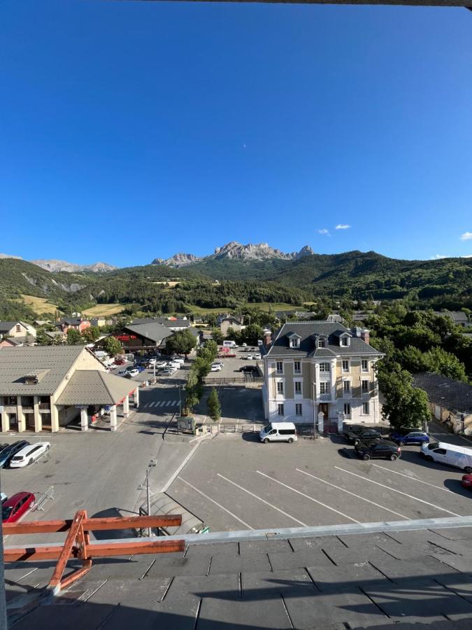 Le Bellevue Apartment Barcelonnette Luaran gambar